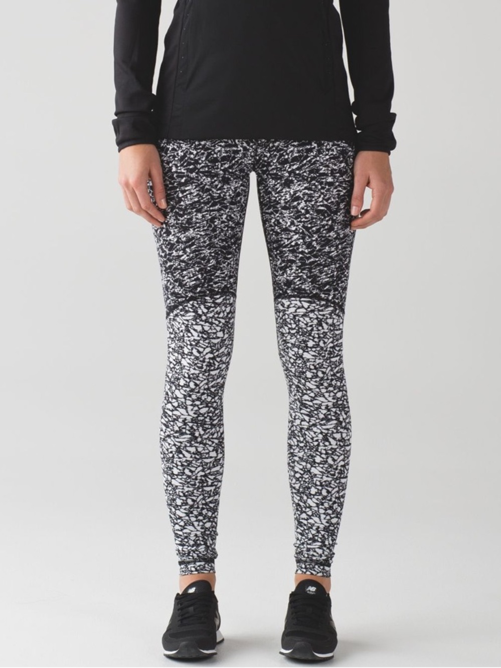 Lululemon Wunder Under Pant (Hi-Rise) Black White Size 6 W5AFOS